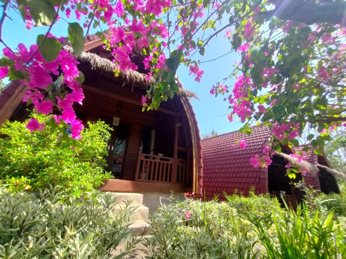 Bougainvillea Bungalow Batumadeg Dış mekan fotoğraf