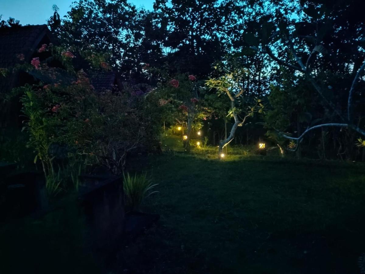 Bougainvillea Bungalow Batumadeg Dış mekan fotoğraf